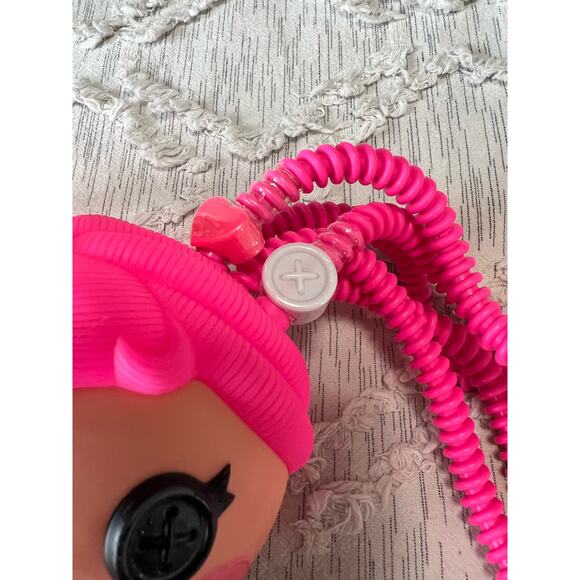 Lalaloopsy Silly Hair Doll Confetti Carnivale Masquerade Ball 2009 DOB 09-21 Toy - Picture 7 of 8